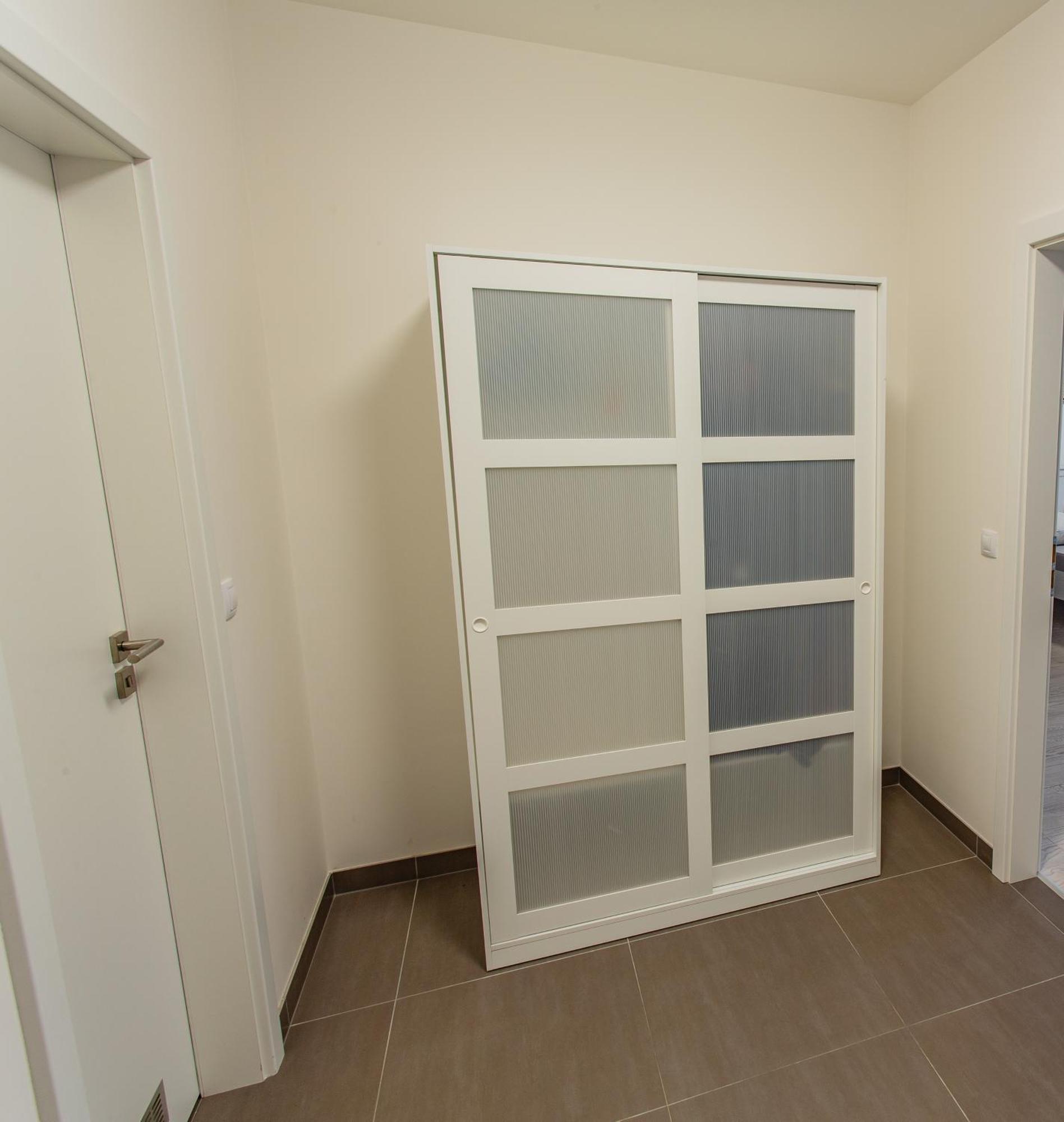 Spacious Terrace Apartment With Free Private Parking 布拉格 外观 照片